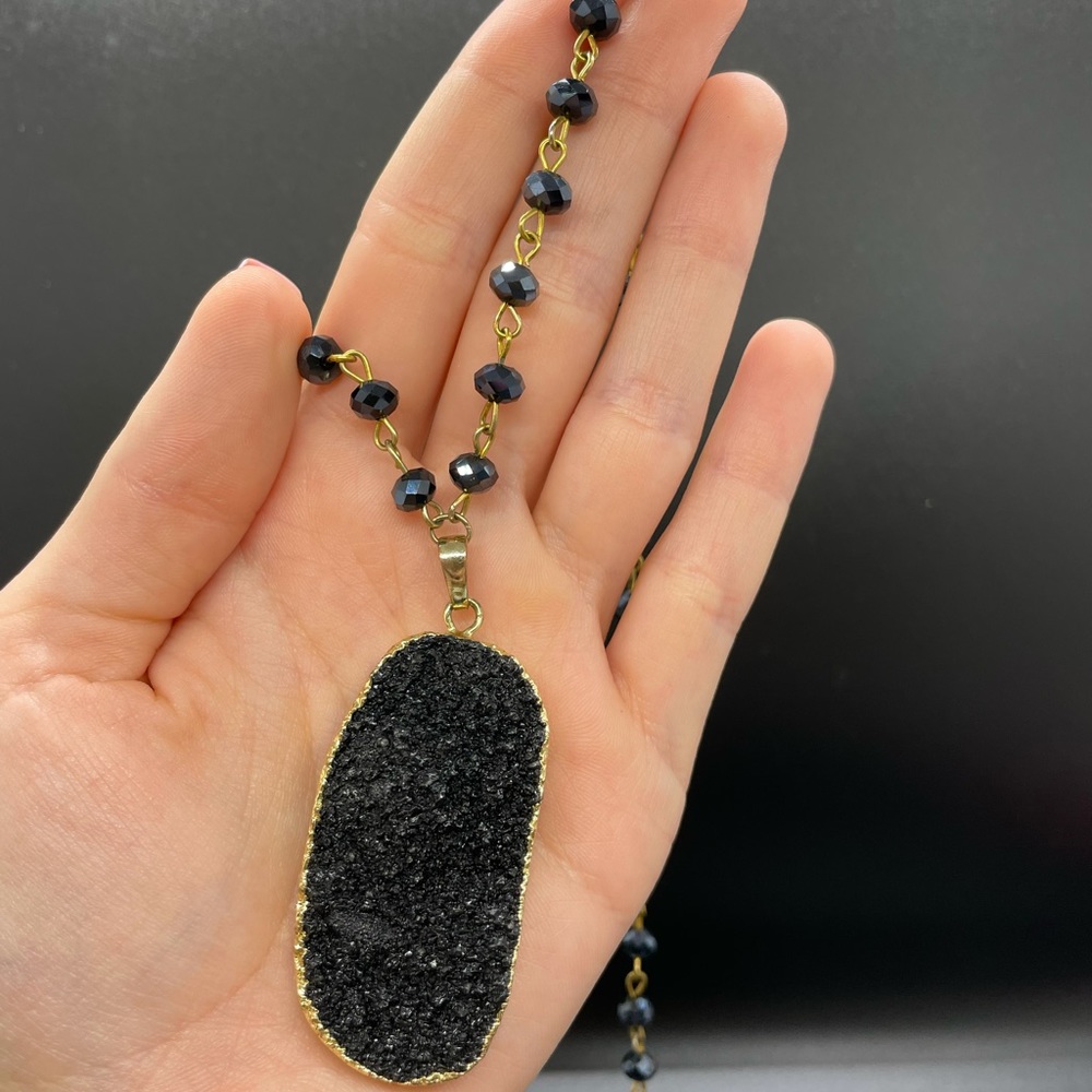 Jam Jewels Necklace ✨ Black and gold